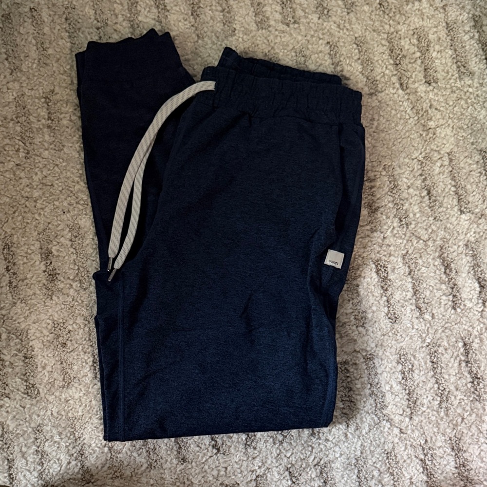 Vuori Performance jogger